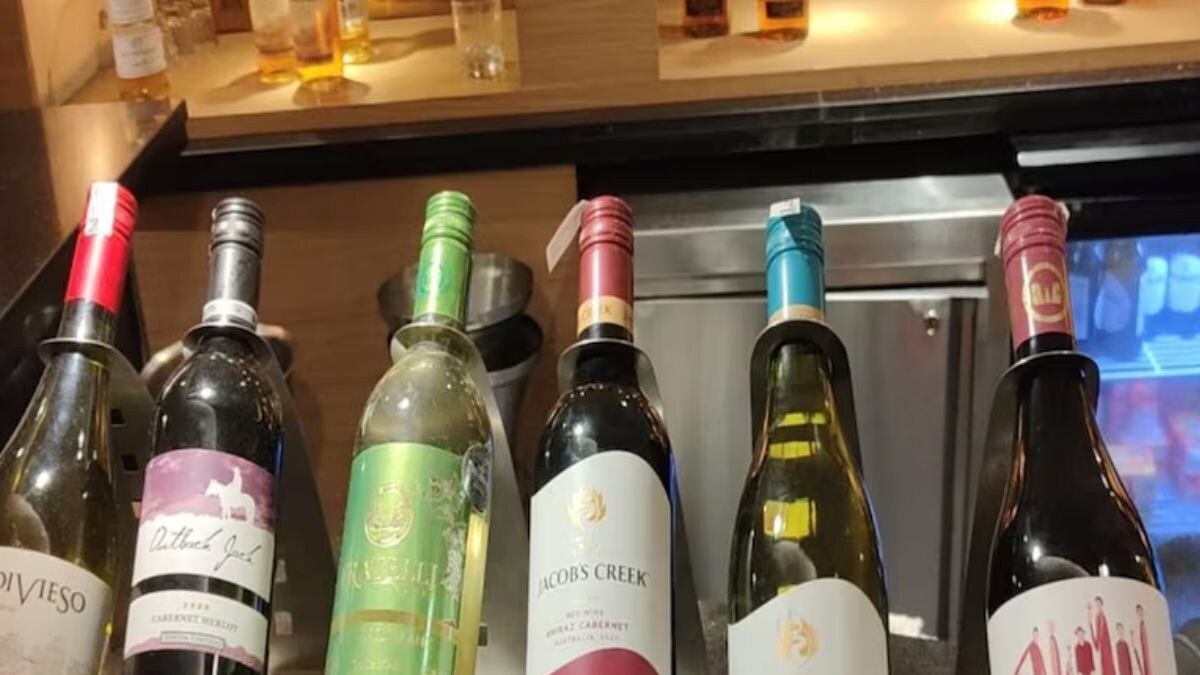 Liquor Worth Rs 98.52 Crore Seized in Karnataka's Chamarajanagar LS Constituency - Vimarsana News