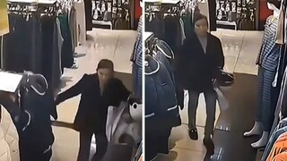 Watch: Shopping Mall Floor Collapses In China, Internet Says 'New Fear Unlocked' - Vimarsana News