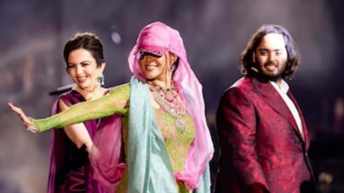 Stars Who Descended for Ambani Extravaganza: Khans, Bachchans, Rajini ...