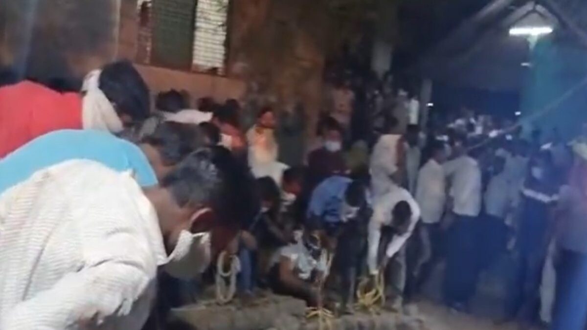 अहमदनगरमा बायोग्यास खाडलबाट बिरालोलाई बचाउन खोज्दा ५ जनाको मृत्यु