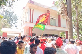'Bhaiya Will Win By Historic Margin': SP Workers Welcome Akhilesh Yadav's Candidature From Kannauj