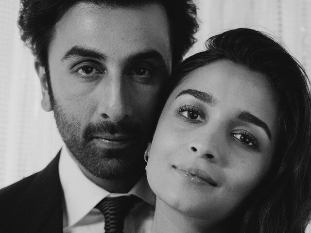 Alia Bhatt Drops Romantic Pic With Ranbir Kapoor On Their 2nd ...