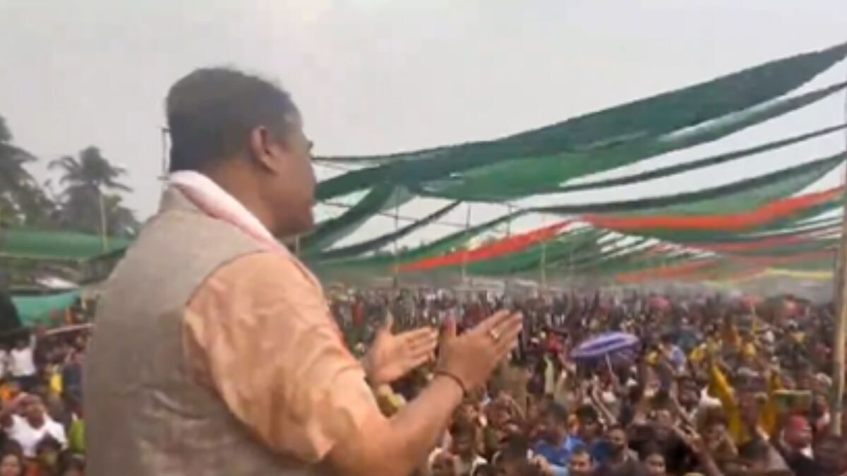 Assam CM Himanta Biswa Sarma 'Dances In Rain' During Poll Campaign ...