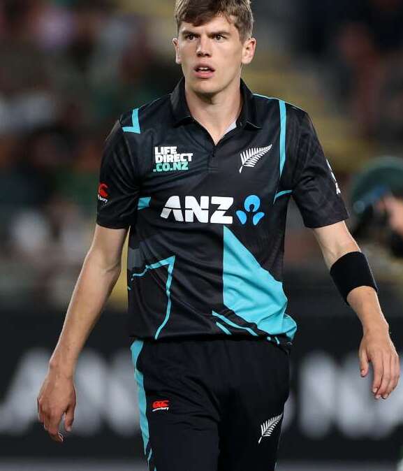 Right-arm medium-fast bowler, Ben Sears, has been named to the traveling reserve of team New Zealand. (Image: Getty)