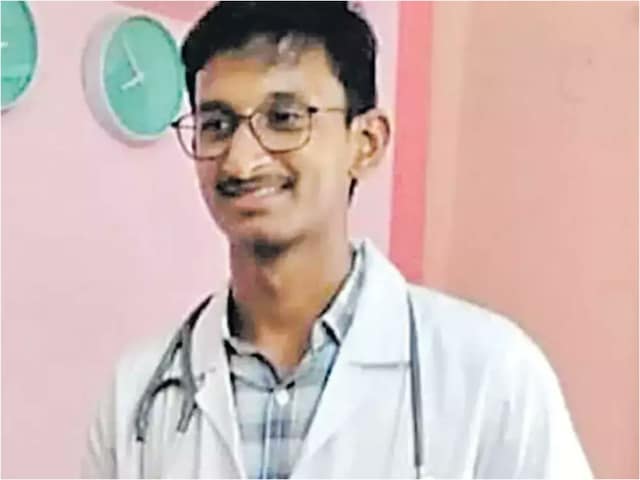 Dasari Chandu, a medical student from Andhra Pradesh, studying in Kyrgyzstan died after getting trapped in a frozen waterfall there. (Image: @nawababrar131/X)