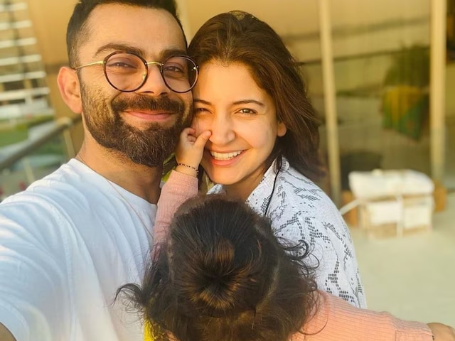 Anushka Sharma Returns To India with Son Akaay, Offers Paps a Glimpse ...