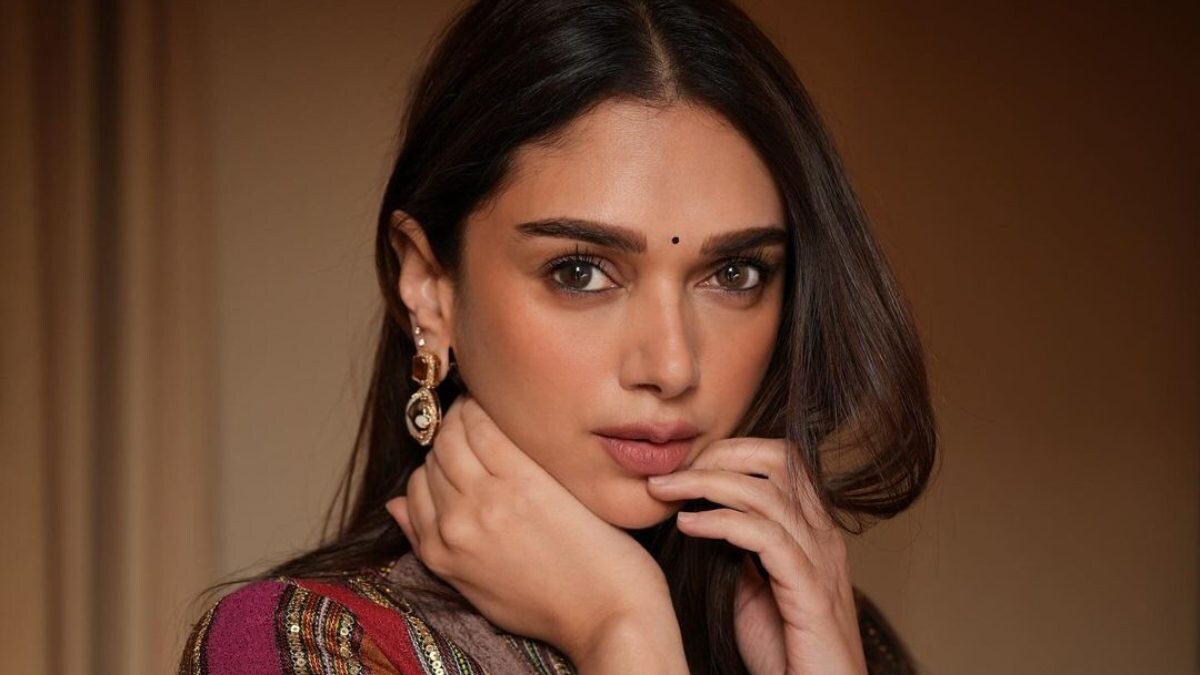Heeramandi's Aditi Rao Hydari Talks About Believing in Love Ahead of Wedding with Siddharth | Exclusive