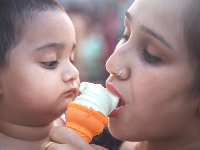 Indian experts believe that excess sugar consumption among infants and children is harmful as it leads to a variety of health issues like tooth decay, obesity, and an increased risk of developing type 2 diabetes. (Getty)