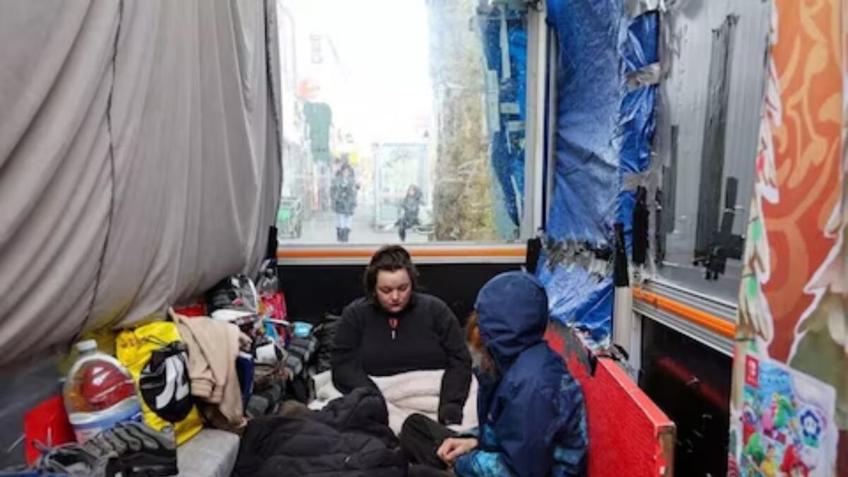Birmingham Trio Turns Abandoned Bus Shelter Into Makeshift Home - Vimarsana News