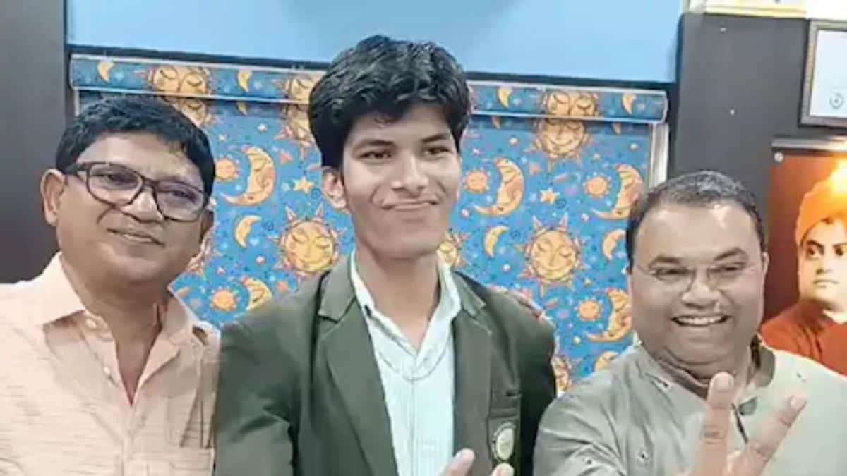 Betul’s Yash Pawar Triumphs With 10th Position In MP Board Class 12 Results