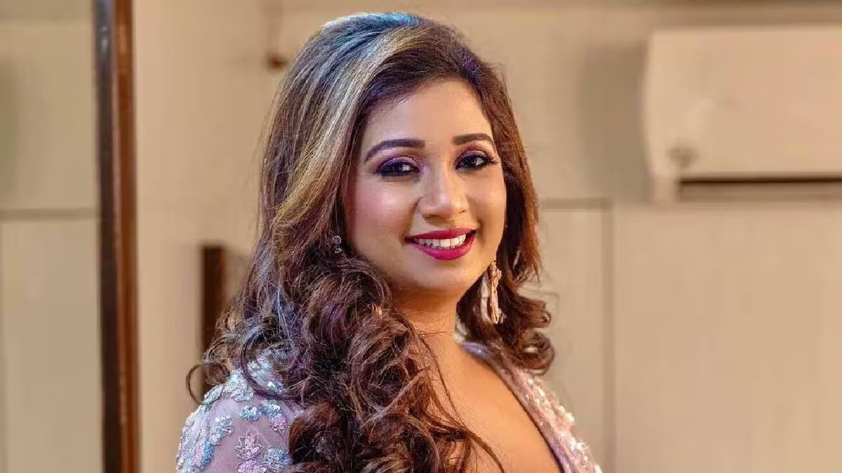 Singer Shreya Ghoshal Charges Rs 25 Lakh For One Song: Report | Movies News  - News18
