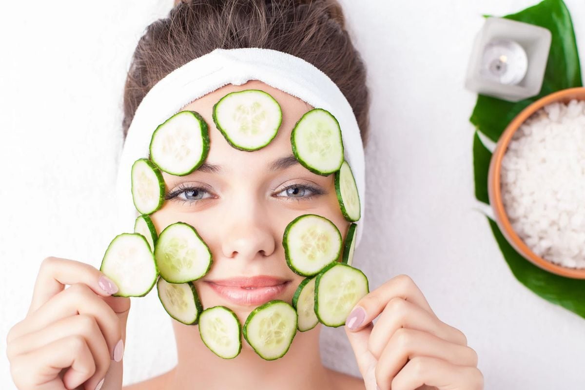 Cucumber To Gram Flour, 5 DIY Solutions To Get Rid Of Summer Tan