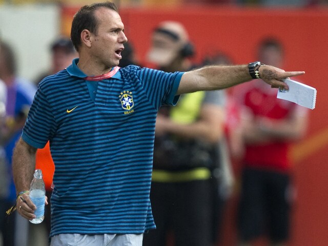 Santos Women's Coach Kleiton Lima Resigns Amid Harassment Claims ...