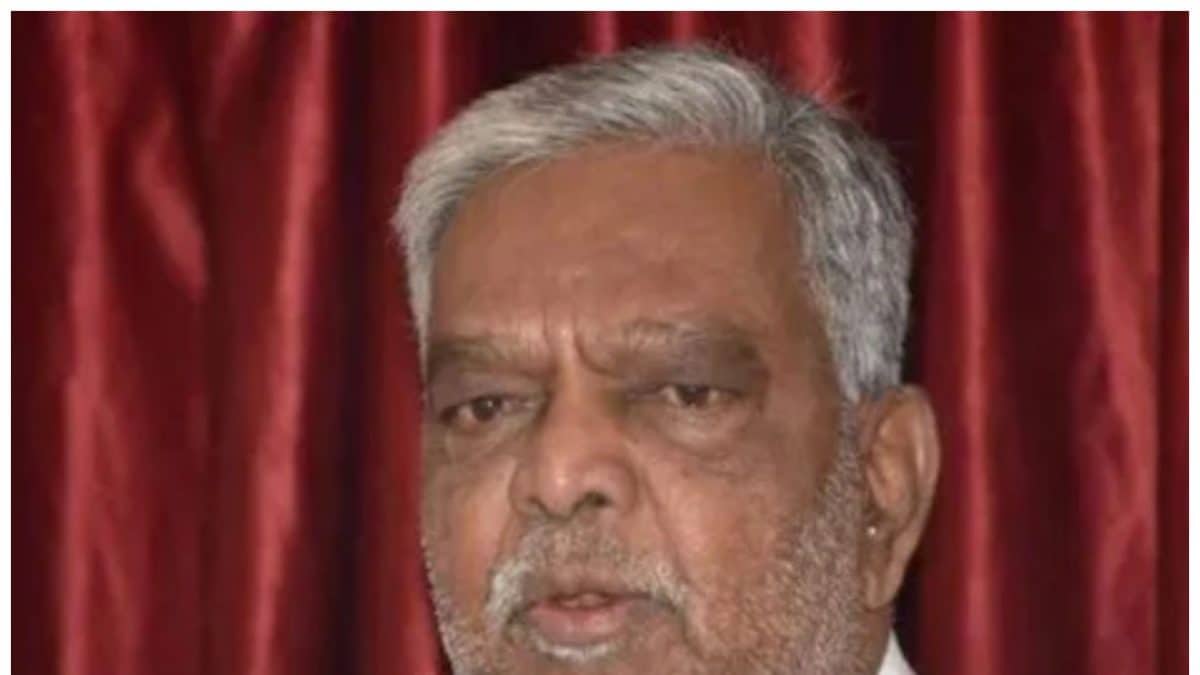 BJP MP, Ex-Union Minister Sreenivasa Prasad Passes Away – News18