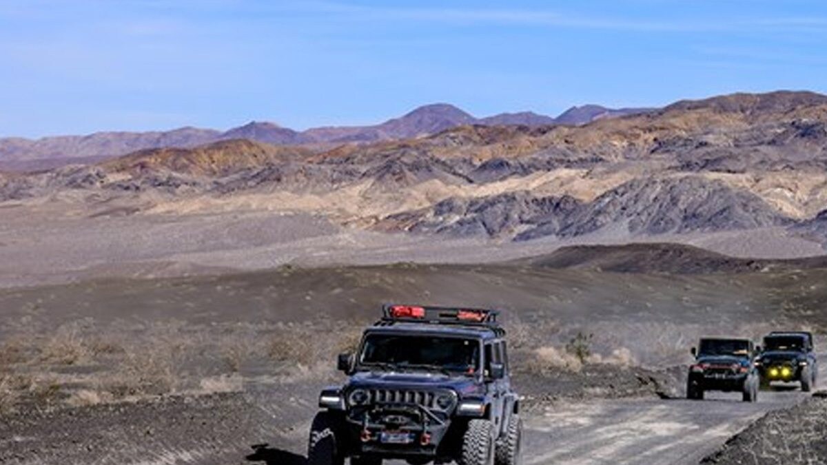 Here's What Might Happen If A Vehicle Breaks Down In California's Death Valley - Vimarsana News