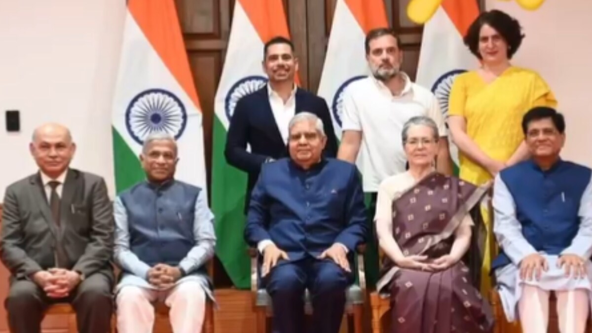 BJP Slams Rahul Gandhi As 'Arrogance Ki Dukaan' For Casual Pose with VP Dhankar - Vimarsana News
