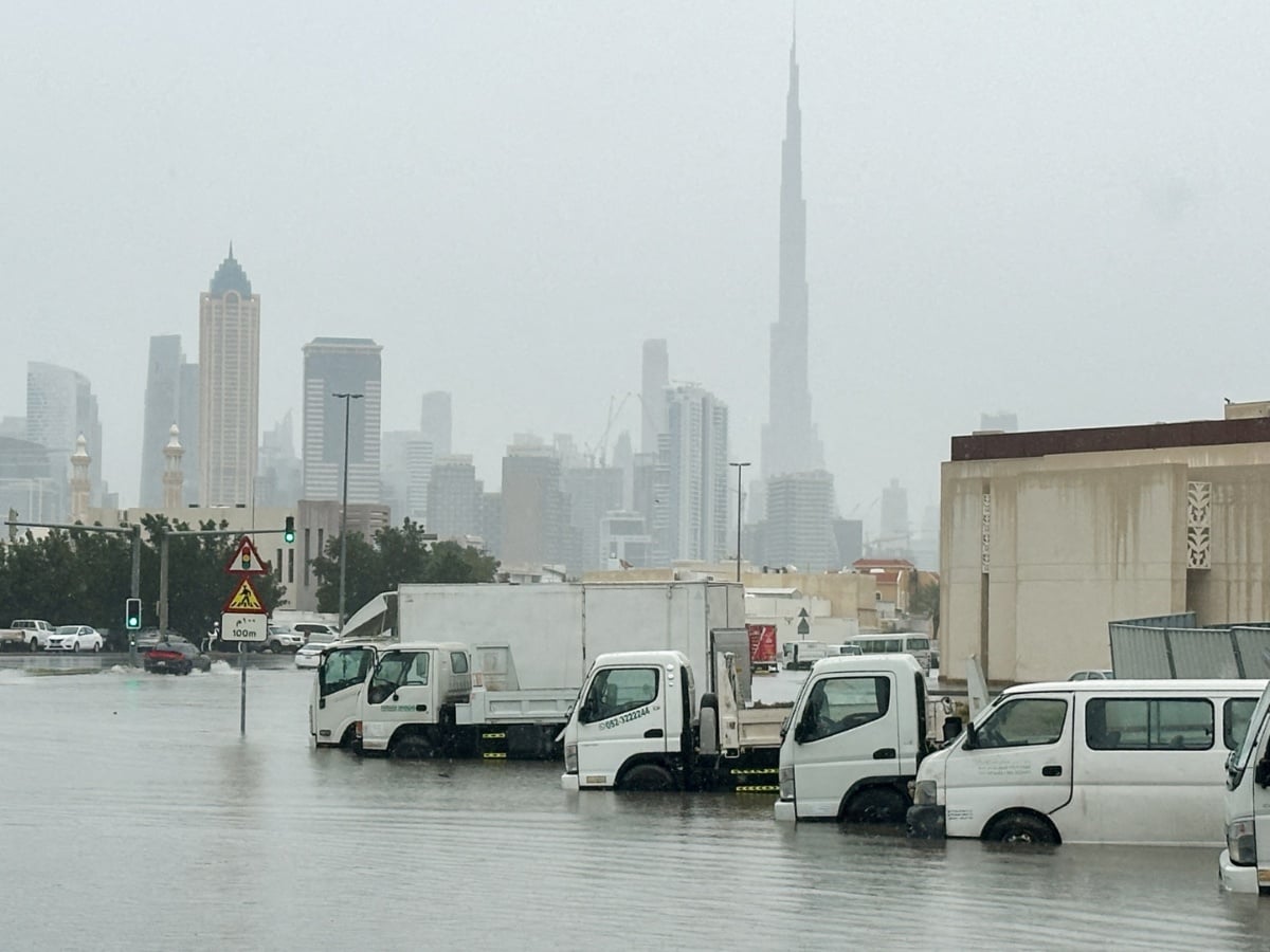 Watch: Dubai Malls Flooded, Airport Under Water As Storm Dumps 1.5 Years Of  Rain On UAE In A Few Hours | World News - News18