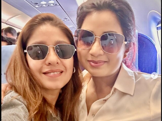 Shreya Ghoshal Drops Selfie With Sunidhi Chauhan To 'Break The Internet ...