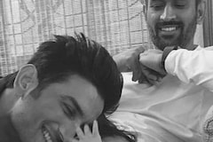 Sushant Singh Rajput's Throwback Photo With Dhoni Goes Viral, Leaves Netizens Teary-Eyed