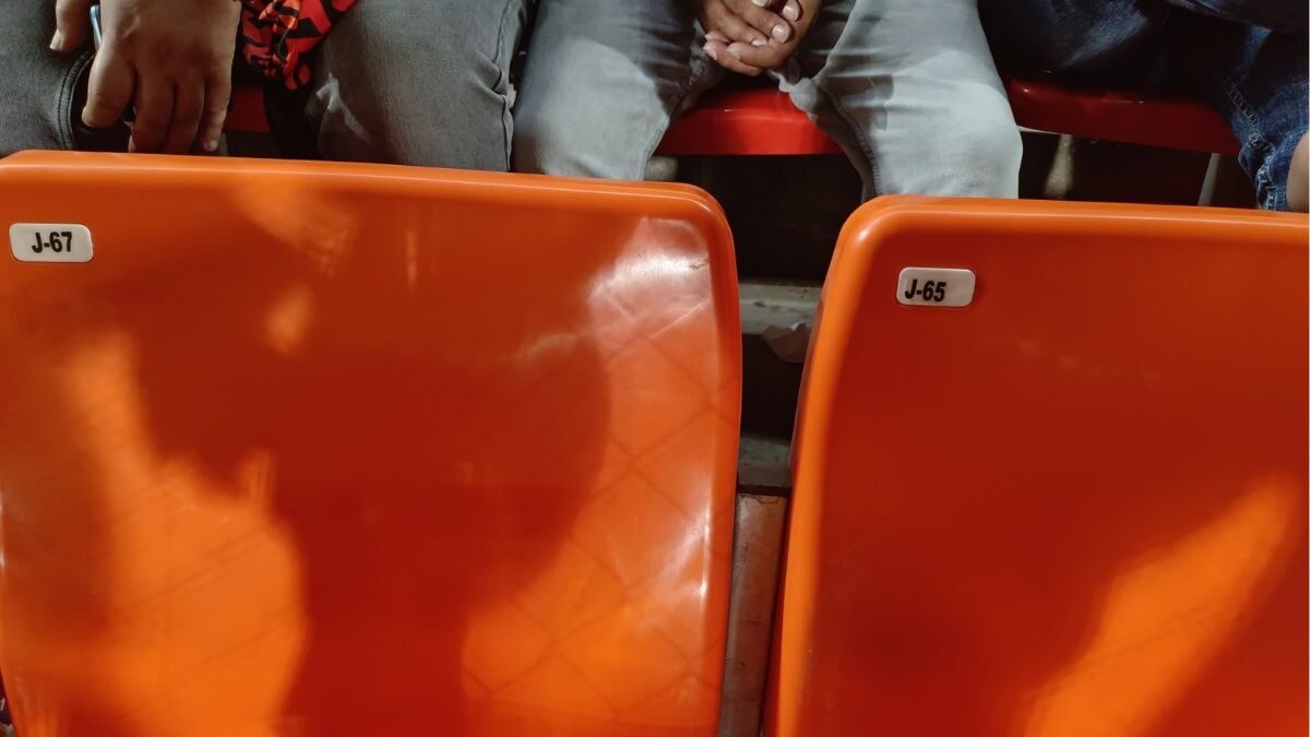 No Seat Number 66? IPL Fan Demands Refund After Rs 4500 Ticket For CSK Vs SRH Leaves Him 'Standing' - Vimarsana News