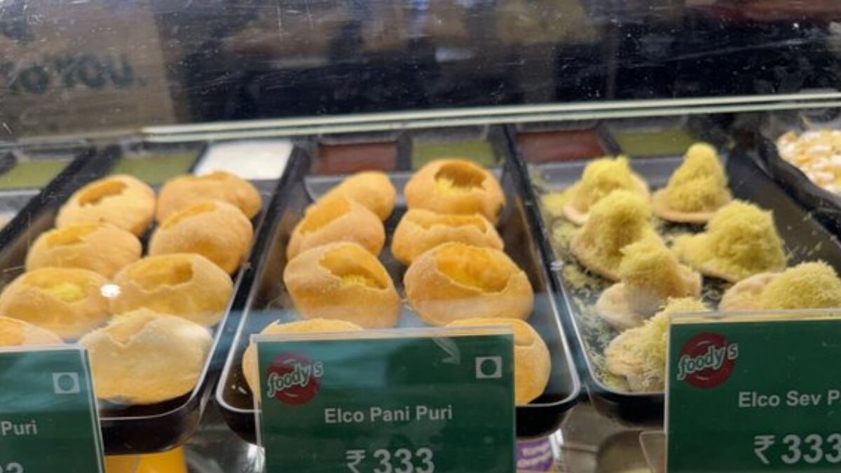 Panipuri For Rs 333? Man Shares Pic of Beloved Snack Selling at Mumbai Airport With Hefty Price Tag - Vimarsana News