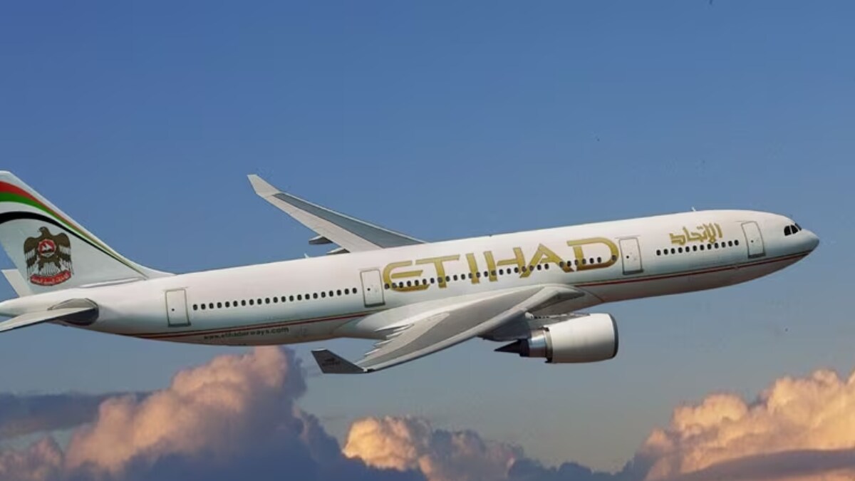 CEO's 6-Year-Old Daughter Gives One-Star Rating To Etihad; Airline Replies - Vimarsana News