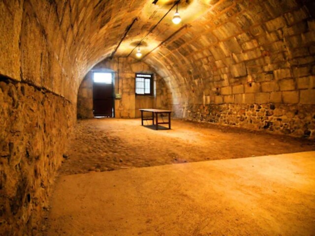 In England’s Essex, This Farm Houses Secret Nuclear Bunker Built During 