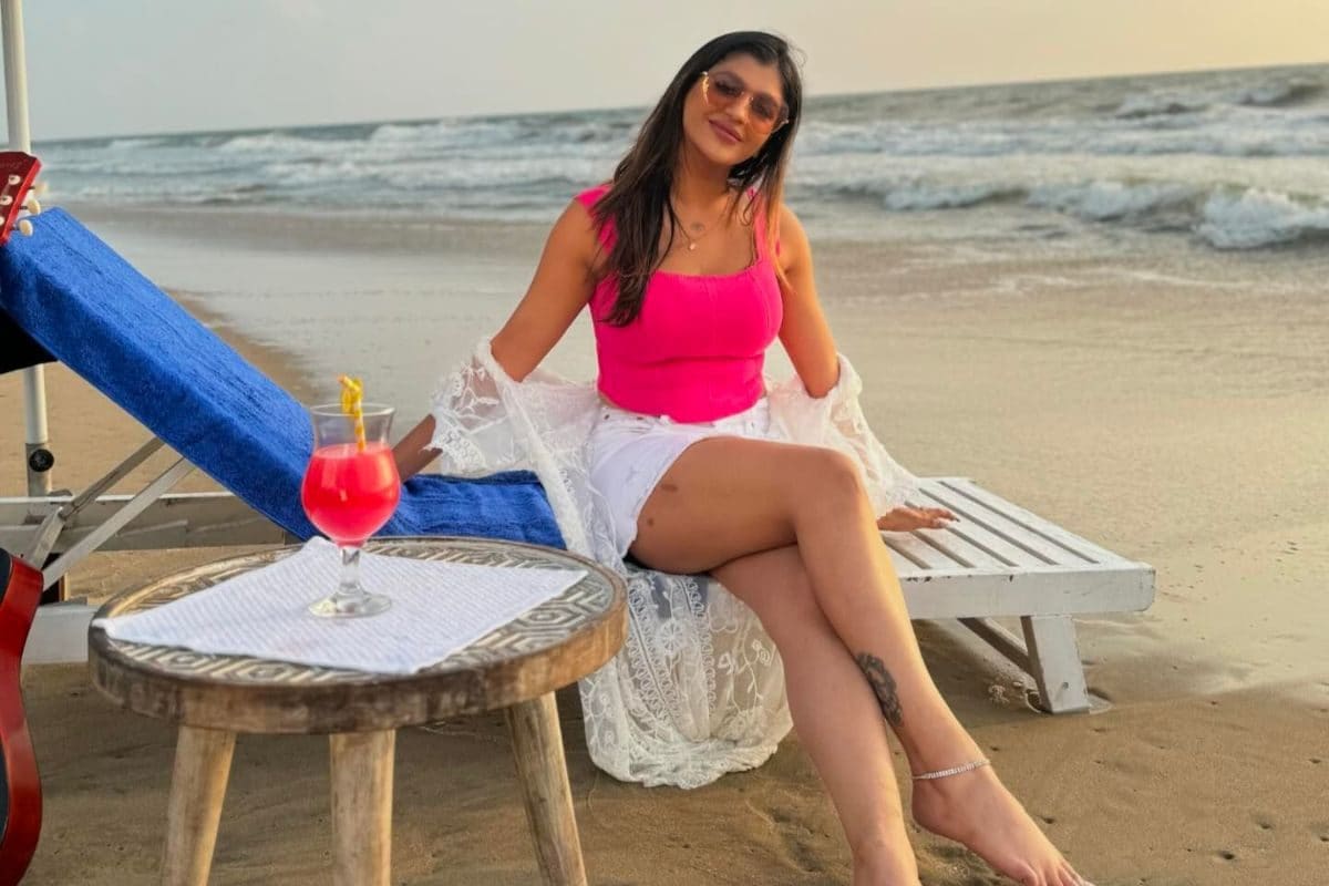 Actress Yashika Anand's Crop Top Avatar Is 10/10 For A Beach Outing