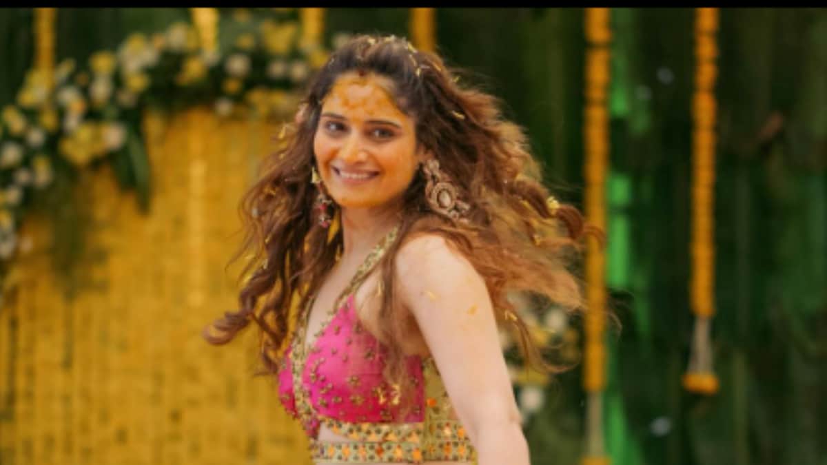 Arti Singh’s Haldi Ceremony Album Is All About ‘Sabse Khoobsurat Rang’ – News18 Arti Singh’s Haldi Ceremony Album Is All About ‘Sabse Khoobsurat Rang’ – News18