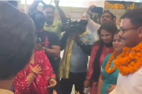 Watch: Lucknow Welcomes UPSC Topper Aditya Srivastava In Pure Nawab Style