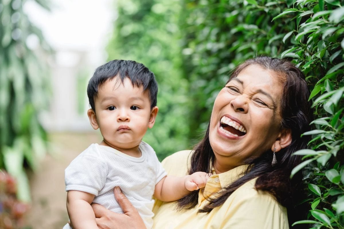 5 Reasons Why We Love Grandparents More Than Anyone Else