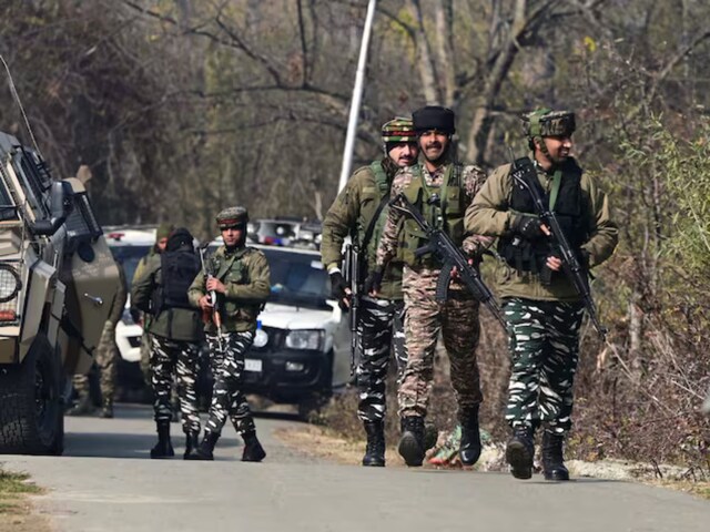 15 Terrorists Arrested During Intelligence Operations In Pakistan's ...