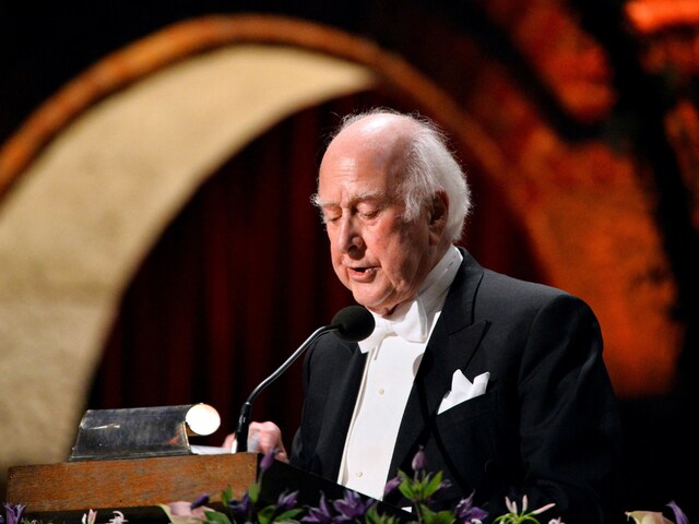 Nobel Prize-Winning 'God Particle' Physicist Peter Higgs Dies Aged 94 ...