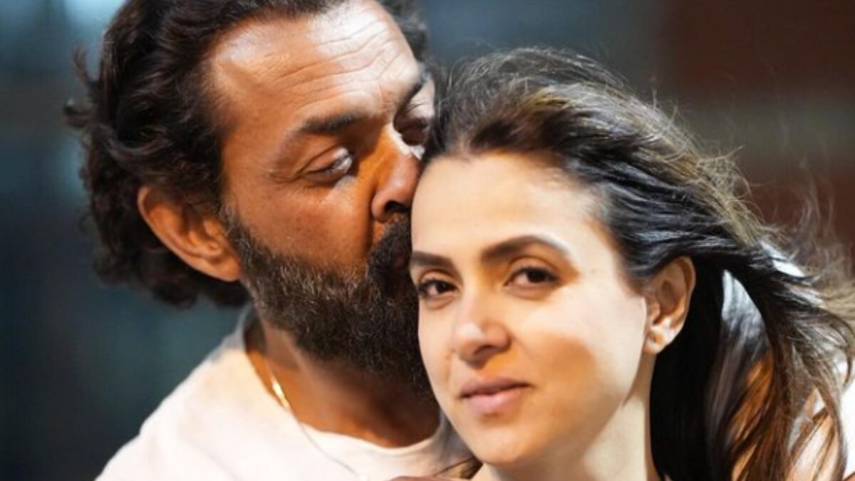 Watch: Bobby Deol's Wife Patiently Waits For Him As He Poses For Paps - Vimarsana News
