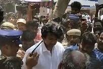 Vijay Brutally Mobbed Outside Lok Sabha Elections Polling Booth, Police Comes To His Rescue; Watch