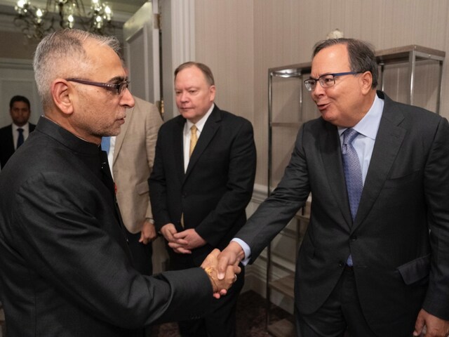 Foreign Secretary Vinay Kwatra pictured along with Nasdaq executive vice chairman Ed Knight. (Image: X/@USIBC)