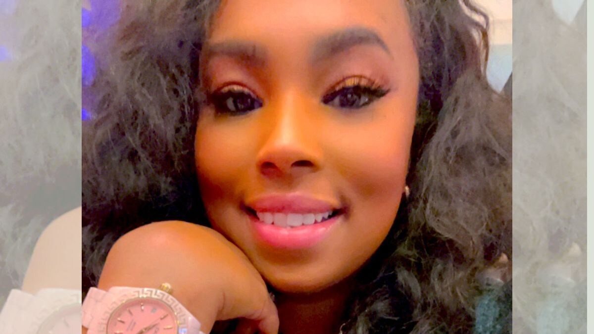 US Astrology Influencer Worried About Eclipse Killed Partner, Baby