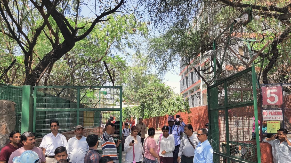 Bomb Threat in Delhi-NCR Schools: Students Evacuated, Security on Alert - Vimarsana News