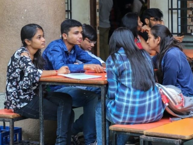 CBSE Publishes Senior Secondary Curriculum for Academic Year 2024-25 at ...