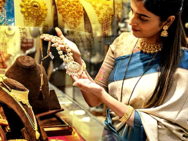 Gold, Silver Prices Today.