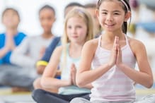 Yoga Guru Advises Students To Meditate For Better Results In Their Studies