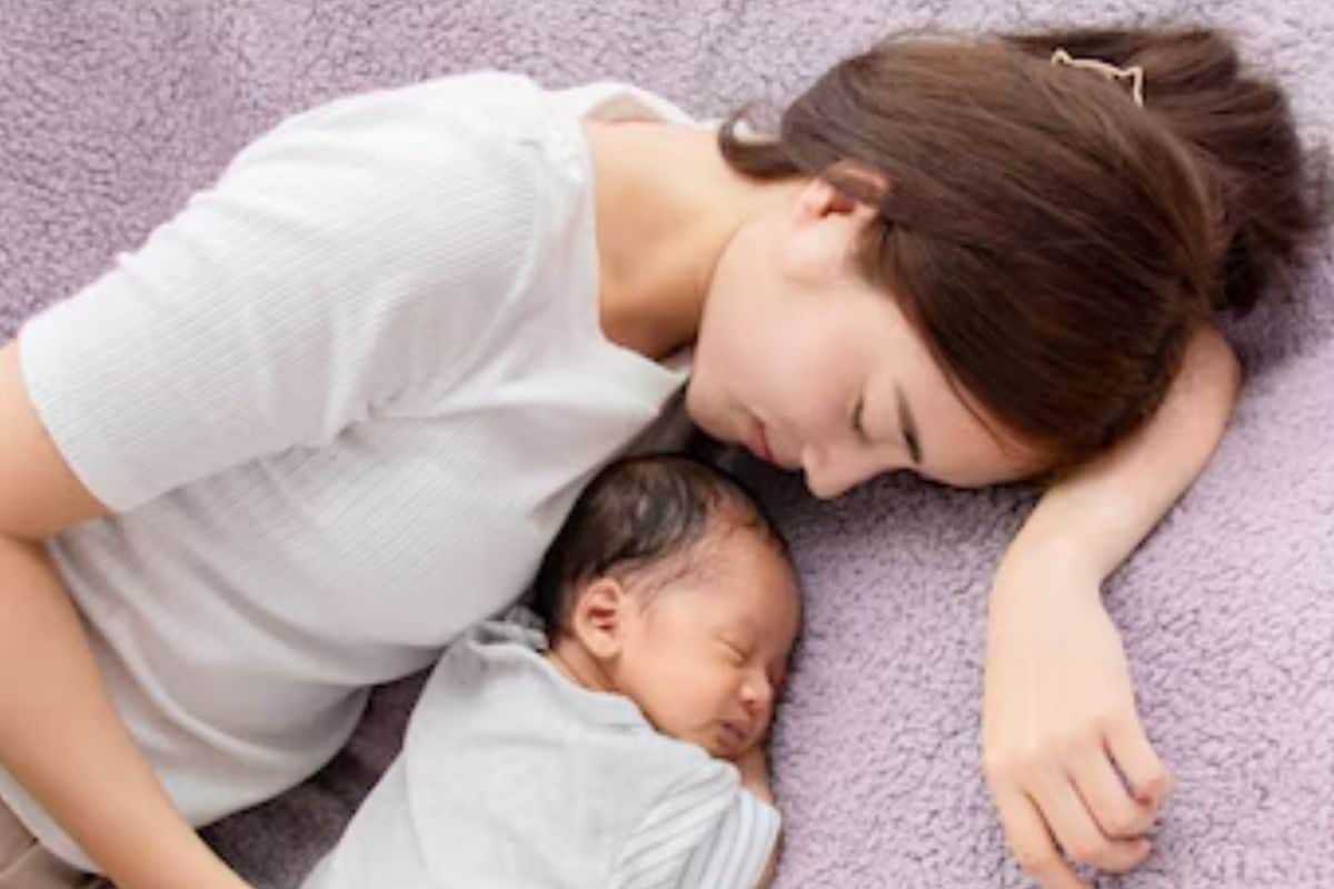 Is Your Baby Sleeping In An AC Room? 6 Things To Keep In Mind