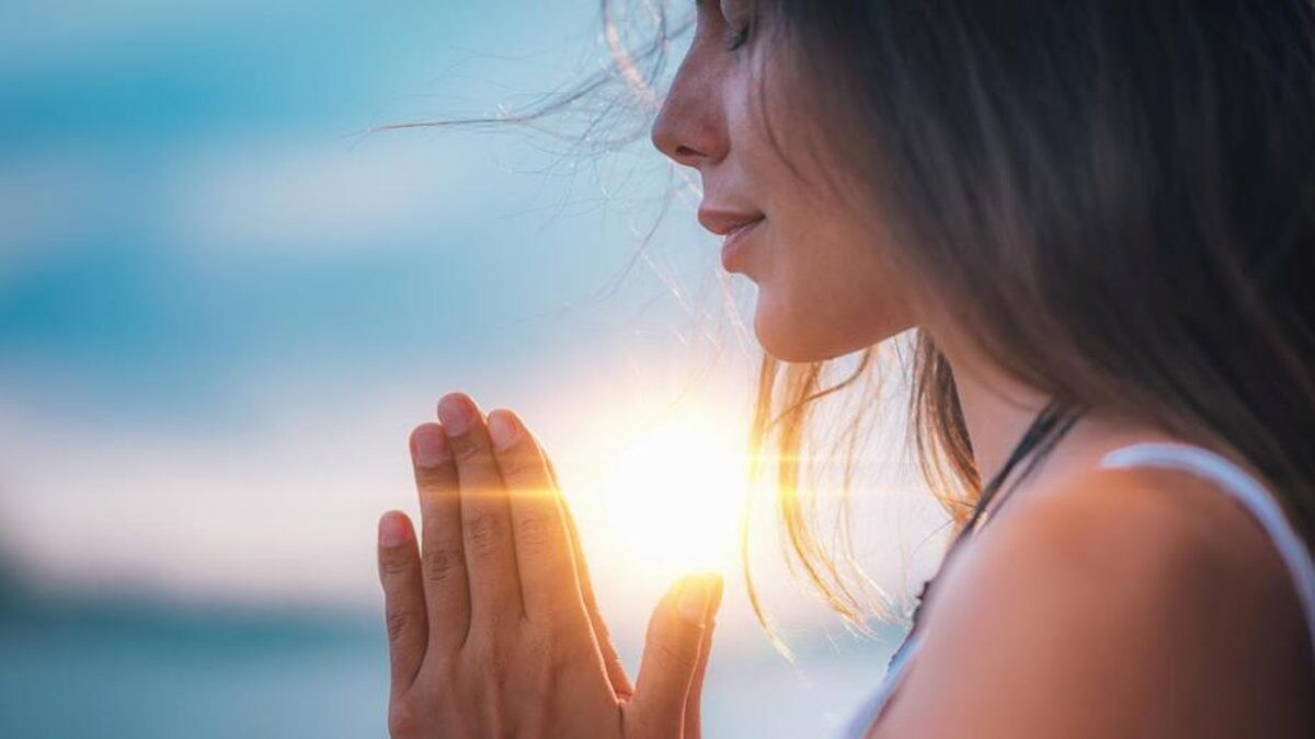 Soulful Healing: Exploring the Bond Between Spirituality and Mental Health - Vimarsana News