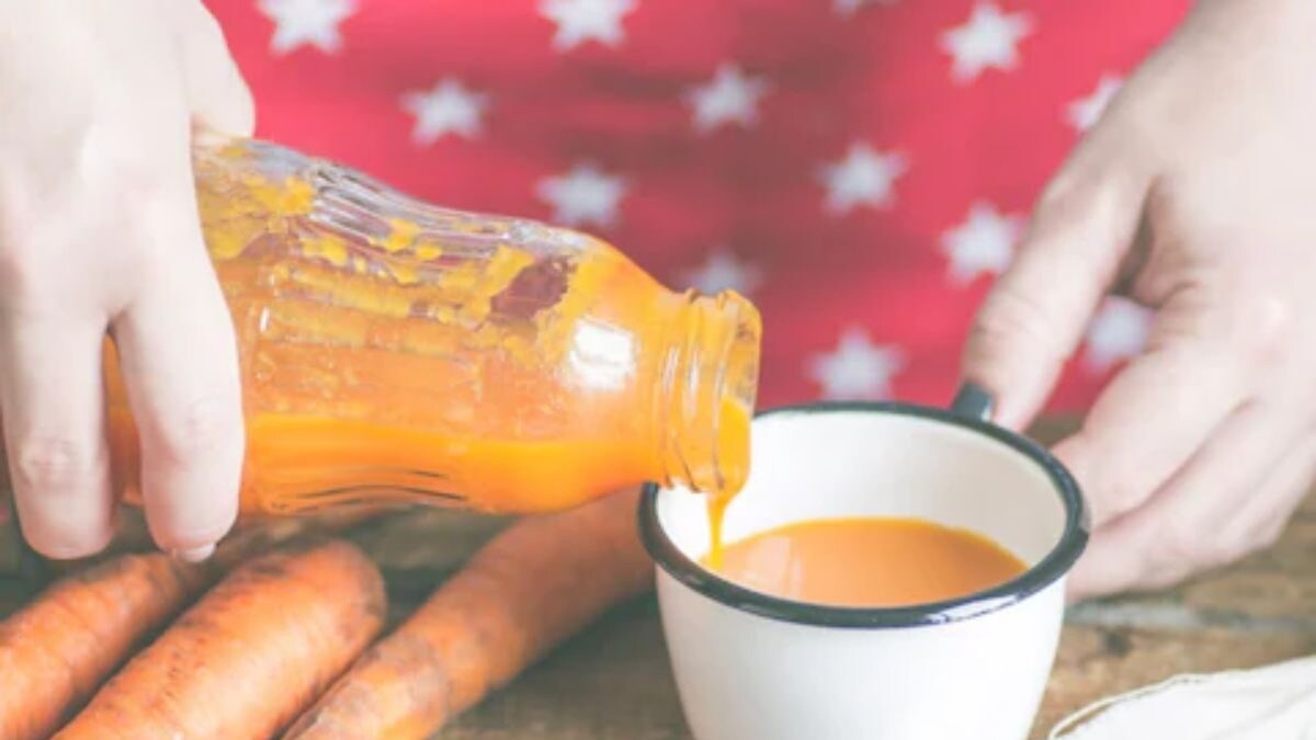 UK Woman Nearly Dies After Following Carrot Juice 'Cancer Cure' From
