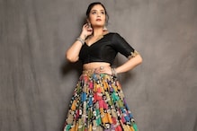 Actress Sreemukhi's Printed Lehenga With Black-collared Blouse Is Perfect Sangeet Wear