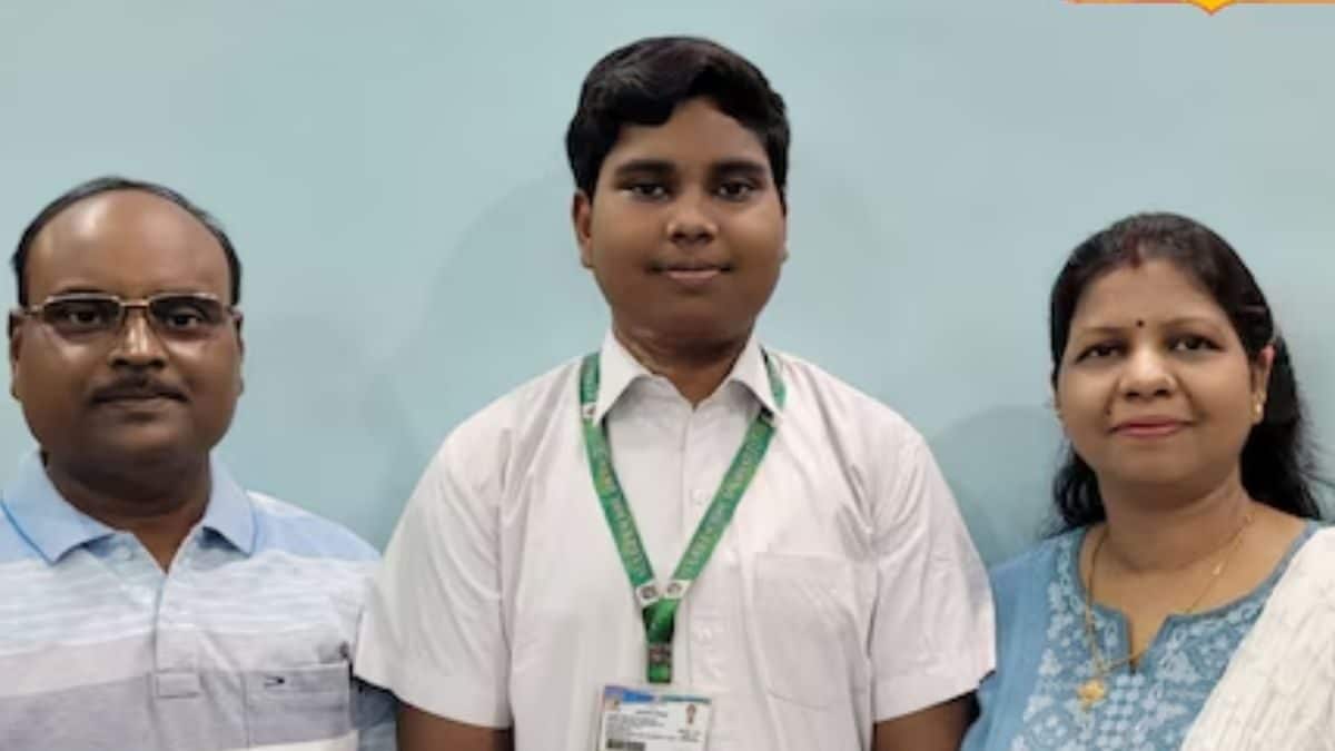 ICSE Results 2024: Meet Ayush Suman, Bokaro Topper With 98% Marks In Class 10