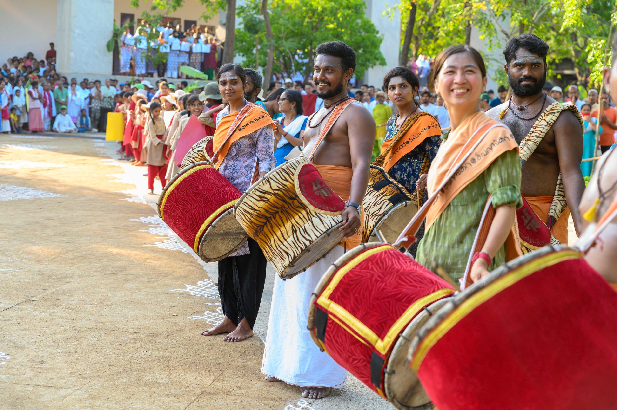 Marching To Her Own Beat: Meet First Foreign Woman Drummer Offering Kailaya Vathiyam At Tamil Marching To Her Own Beat: Meet First Foreign Woman Drummer Offering Kailaya Vathiyam At Tamil