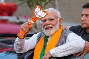 PM Modi has sent door-to-door invitations to Kashi residents to attend his roadshow. (PTI)