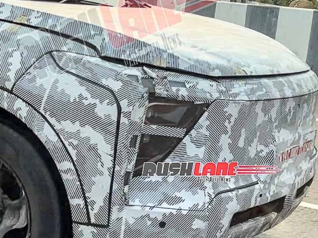 2025 Mahindra XUV700 EV Headlight Revealed Ahead of Official Launch ...