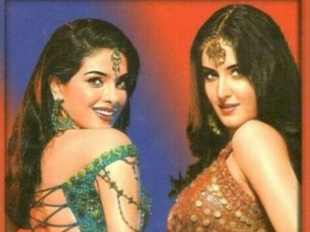 Priyanka Chopra shares an old photo with Katrina Kaif 
